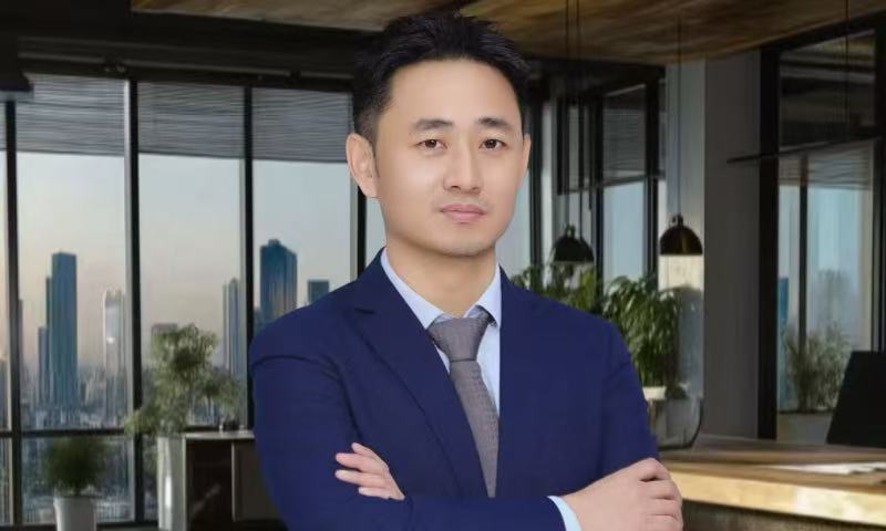 Michael Ren